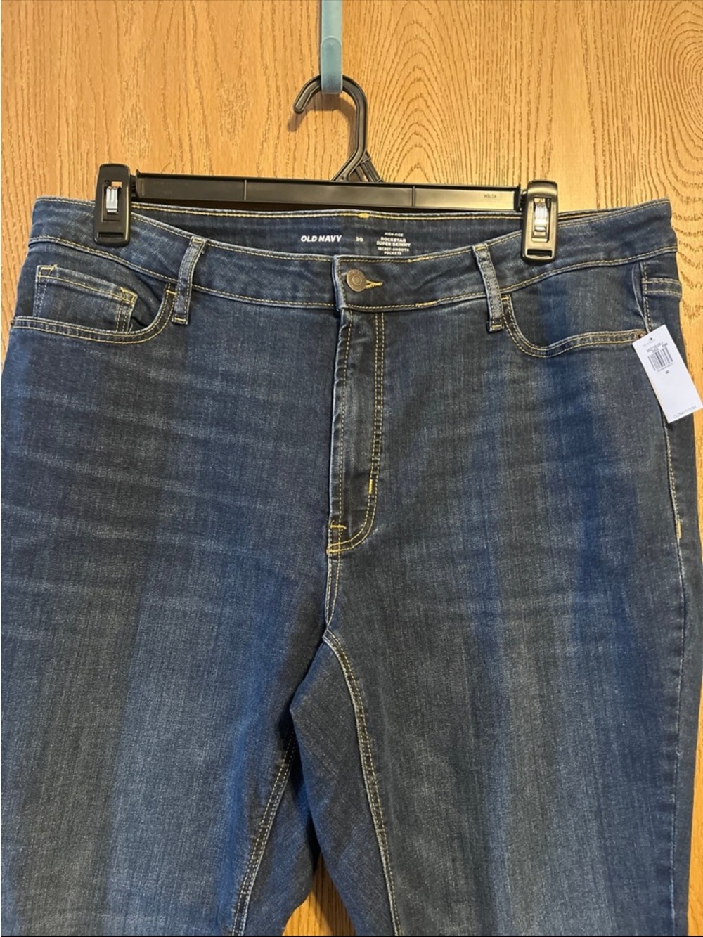 NWT Old Navy High Rise Rockstar Super Skinny Dark Wash Jeans Size 20